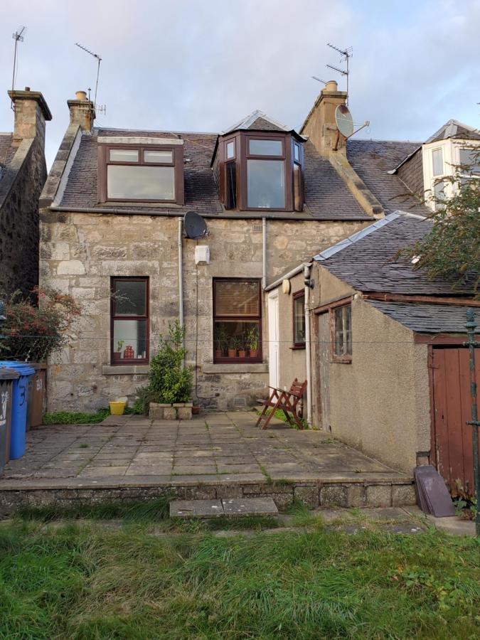 Carvetii - Mayhaven House - Tranquil Cul-De-Sac - 2 Bedrooms, Sleeps 4 Guests Dunfermline Exterior foto